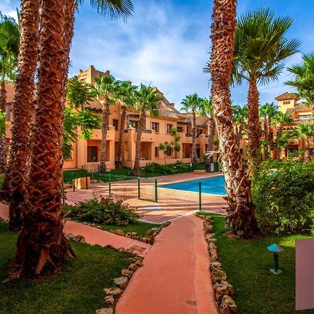 Lovely Apartment In Los Alcazares With Kitchen Eksteriør billede