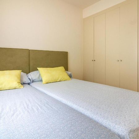 Lovely Apartment In Los Alcazares With Kitchen Eksteriør billede